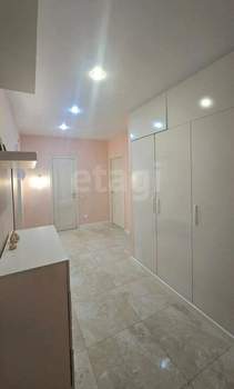 2-к квартира, вторичка, 60м2, 10/19 этаж