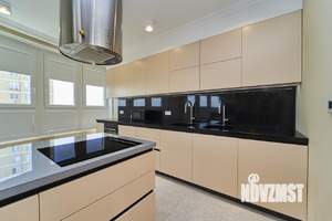 3-к квартира, вторичка, 120м2, 16/24 этаж