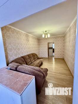 2-к квартира, вторичка, 64м2, 1/7 этаж