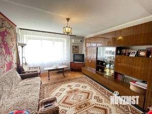3-к квартира, вторичка, 61м2, 6/9 этаж