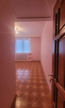 4-к квартира, вторичка, 75м2, 2/9 этаж