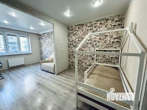 3-к квартира, вторичка, 72м2, 2/19 этаж