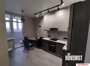 2-к квартира, вторичка, 63м2, 10/19 этаж