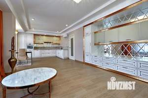 3-к квартира, вторичка, 121м2, 15/16 этаж