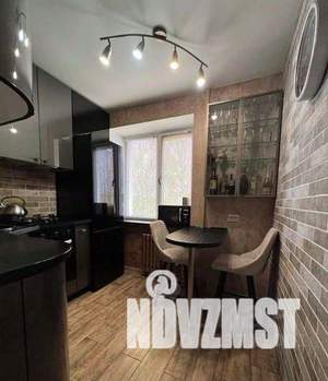 3-к квартира, вторичка, 58м2, 4/10 этаж