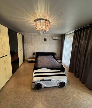 3-к квартира, вторичка, 76м2, 4/4 этаж