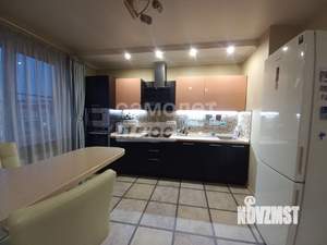 2-к квартира, вторичка, 65м2, 9/19 этаж