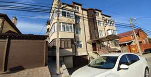 2-к квартира, вторичка, 67м2, 1/4 этаж