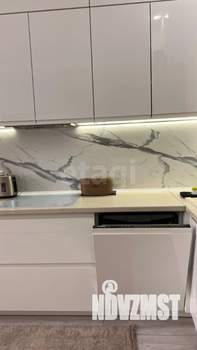 2-к квартира, вторичка, 58м2, 11/16 этаж