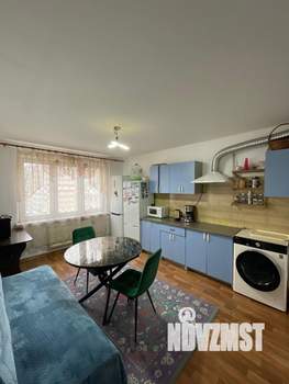 2-к квартира, вторичка, 64м2, 13/16 этаж