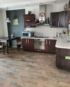 3-к квартира, вторичка, 118м2, 8/17 этаж