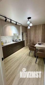 2-к квартира, вторичка, 63м2, 11/17 этаж