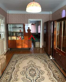 2-к квартира, вторичка, 42м2, 2/2 этаж