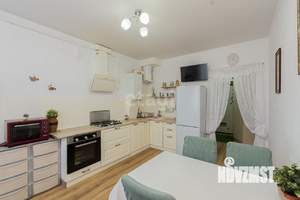 2-к квартира, вторичка, 58м2, 1/3 этаж