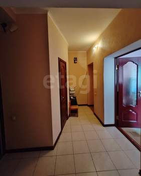 3-к квартира, вторичка, 132м2, 3/4 этаж