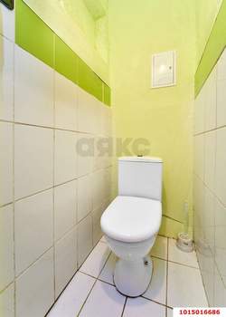 3-к квартира, вторичка, 56м2, 1/2 этаж