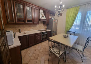 3-к квартира, вторичка, 97м2, 10/17 этаж