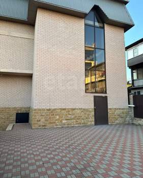 2-к квартира, вторичка, 63м2, 2/1 этаж