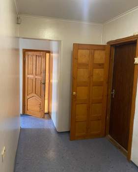 2-к квартира, вторичка, 50м2, 1/10 этаж