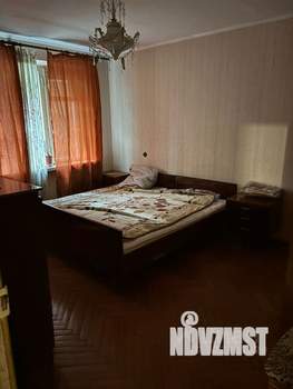 3-к квартира, вторичка, 61м2, 1/5 этаж