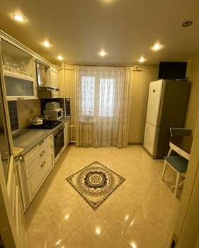 2-к квартира, вторичка, 70м2, 1/6 этаж