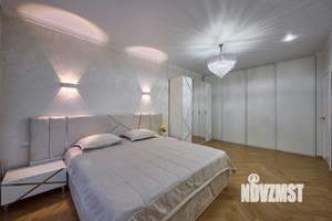 2-к квартира, вторичка, 70м2, 13/22 этаж