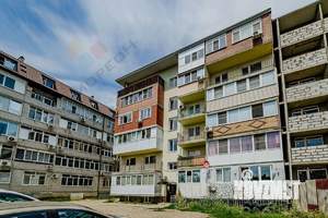 2-к квартира, вторичка, 44м2, 4/6 этаж