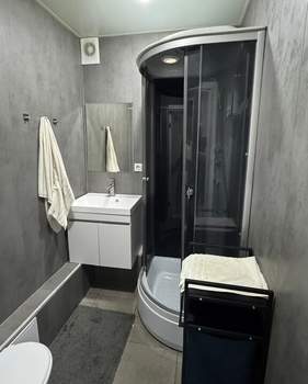 2-к квартира, вторичка, 45м2, 1/5 этаж