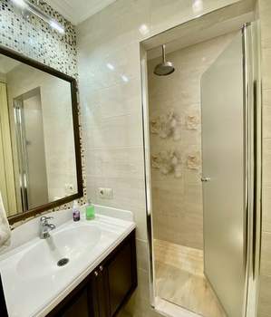 2-к квартира, вторичка, 70м2, 10/17 этаж