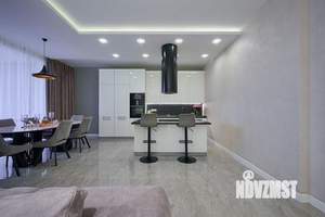 3-к квартира, вторичка, 140м2, 9/23 этаж