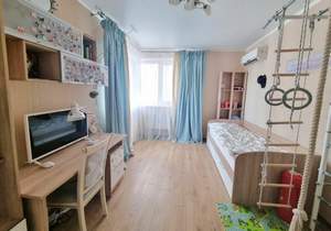 3-к квартира, вторичка, 85м2, 9/17 этаж