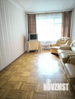 3-к квартира, вторичка, 60м2, 1/5 этаж