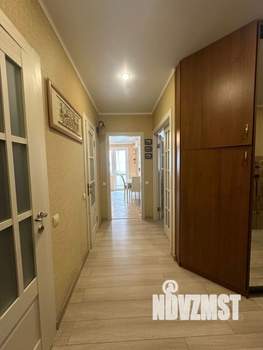 2-к квартира, вторичка, 64м2, 10/16 этаж