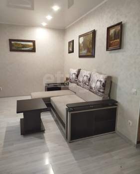 2-к квартира, вторичка, 42м2, 1/7 этаж