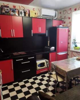 2-к квартира, вторичка, 52м2, 1/9 этаж