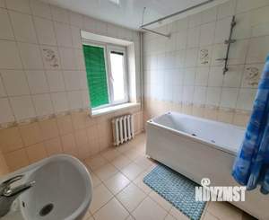 4-к квартира, вторичка, 101м2, 2/5 этаж