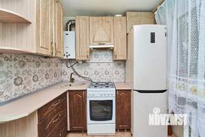 2-к квартира, вторичка, 44м2, 1/5 этаж