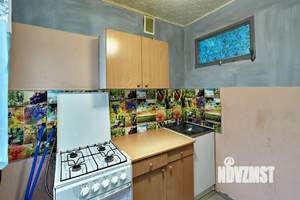 3-к квартира, вторичка, 61м2, 5/5 этаж