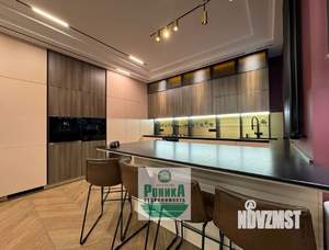 3-к квартира, вторичка, 140м2, 1/12 этаж