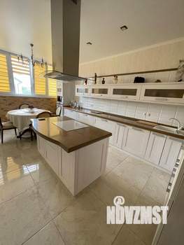 3-к квартира, вторичка, 107м2, 2/18 этаж