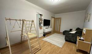 3-к квартира, вторичка, 58м2, 3/5 этаж