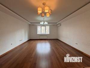 2-к квартира, вторичка, 101м2, 3/17 этаж