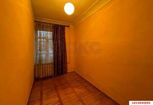 3-к квартира, вторичка, 61м2, 1/2 этаж