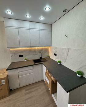 2-к квартира, вторичка, 61м2, 17/17 этаж