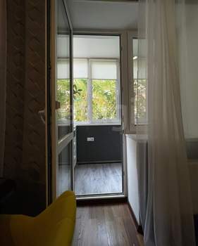 2-к квартира, вторичка, 66м2, 1/5 этаж