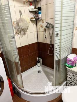 2-к квартира, вторичка, 49м2, 1/6 этаж