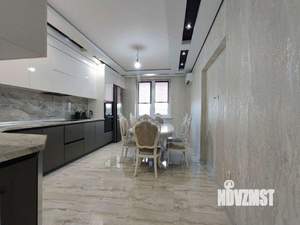 3-к квартира, вторичка, 94м2, 9/25 этаж