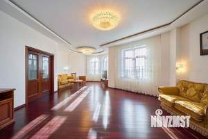 3-к квартира, вторичка, 138м2, 6/15 этаж