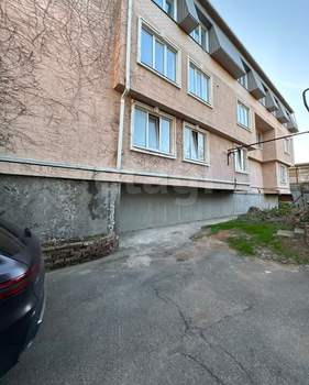 2-к квартира, вторичка, 63м2, 2/1 этаж