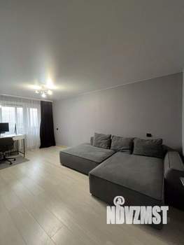 2-к квартира, вторичка, 60м2, 6/23 этаж